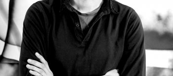 Sebastian Krzywak portret czarno biały