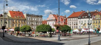 Wałbrzych – Rynek (Paweł Marynowski – Wikipedia – CC BY-SA 3.0)_cut