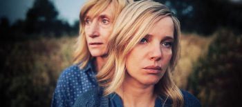 20204-11-20 Frau aus Freiheit – Bild (Salzgeber)_strona