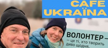 2026-08-21 DIALOG Cafe Ukraina 22- Pickup4Ukraine & Lawyers‘ Move – Plakat_strona