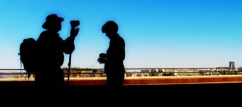 Menachem-and-Carrie-Burns_Jerusalem-2012_fot-by-Kamila-Klauzinska-768×415 (1)