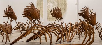 Iza Tarasewicz, The Rumble of a Tireless Land, 2022, Ausstellungsansicht, Tramway, Glasgow © Keith Hunter